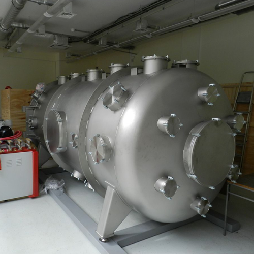 Высоковакуумная камера для испытаний ИПД