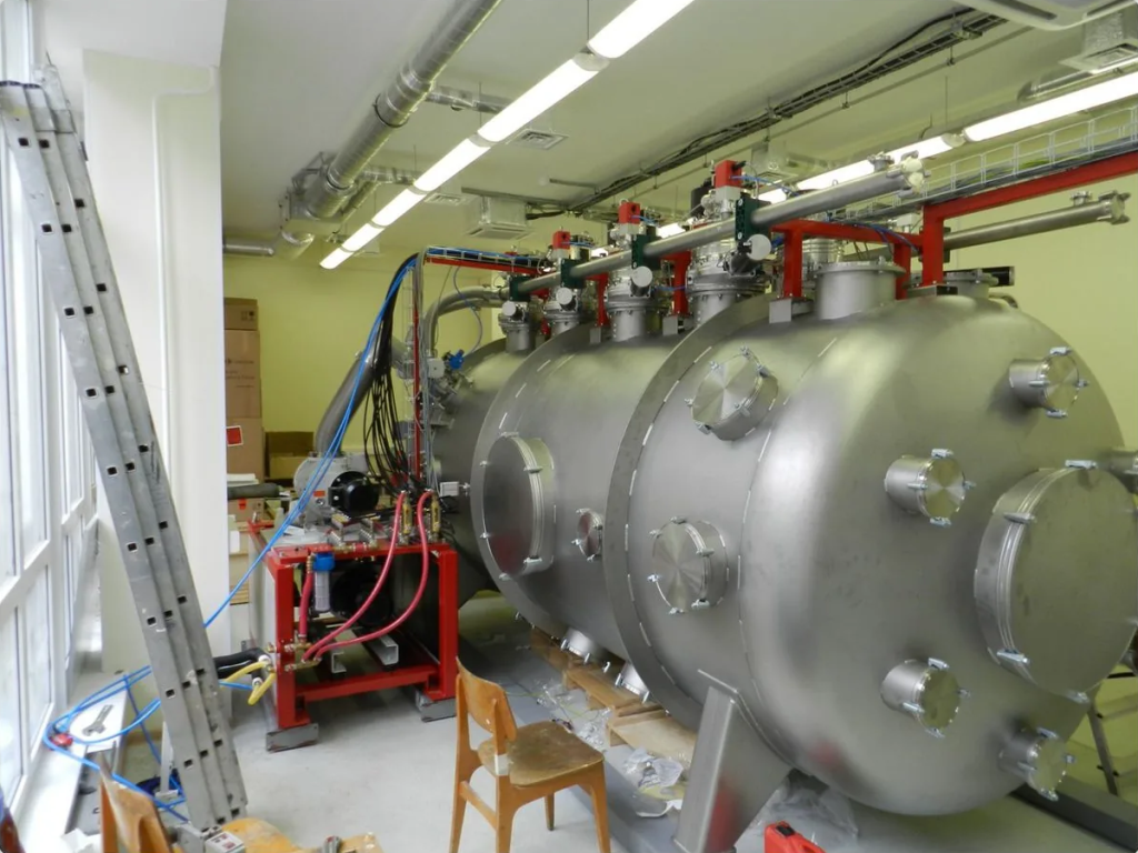 Высоковакуумная камера для испытаний ИПД_6.png